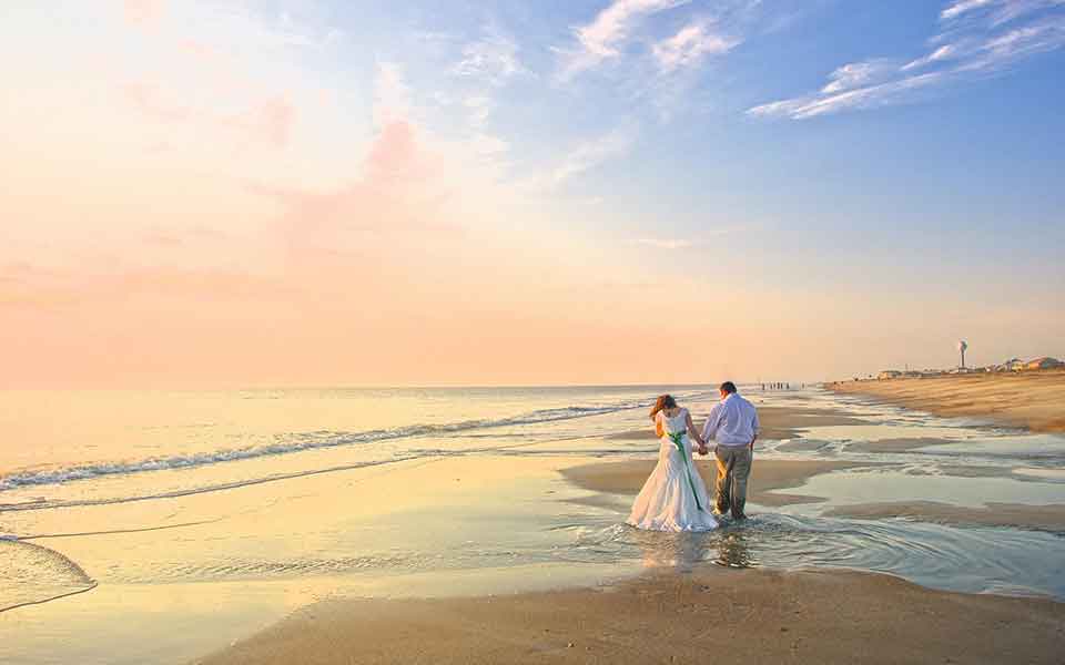 Günstige Hochzeitsreisen buchen