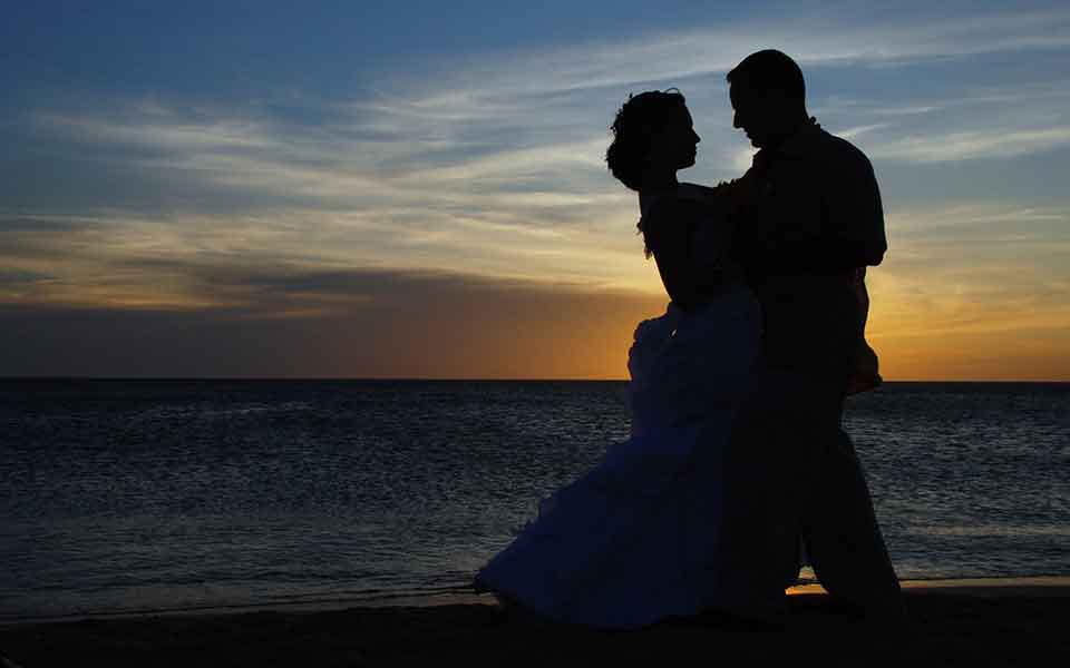 Hochzeitsreisen billig buchen