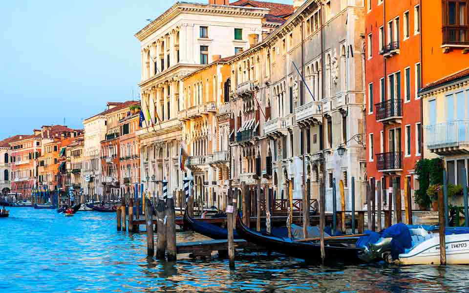 Reisen Pfingsten billig