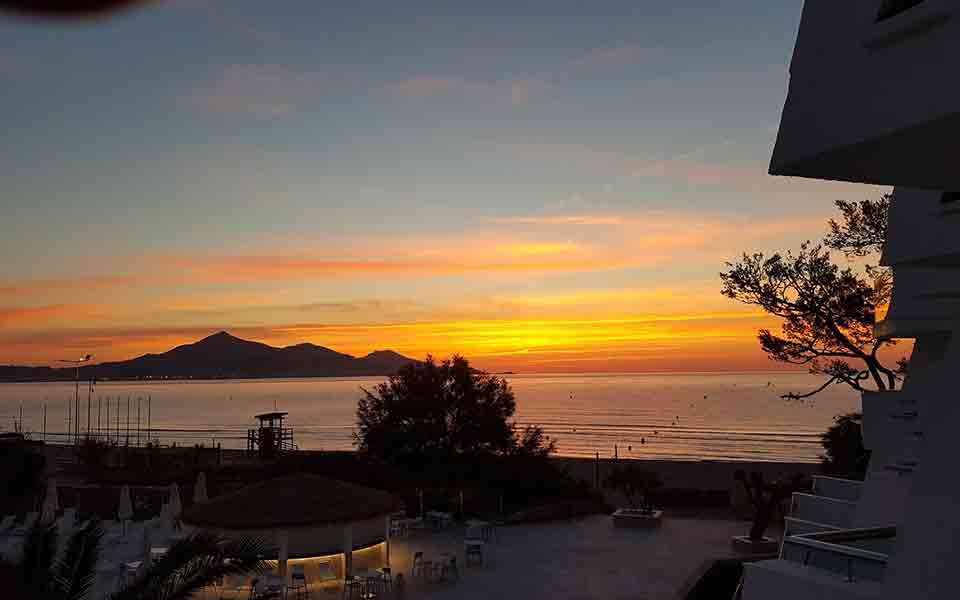 Reiseveranstalter Airtours Reisen günstig