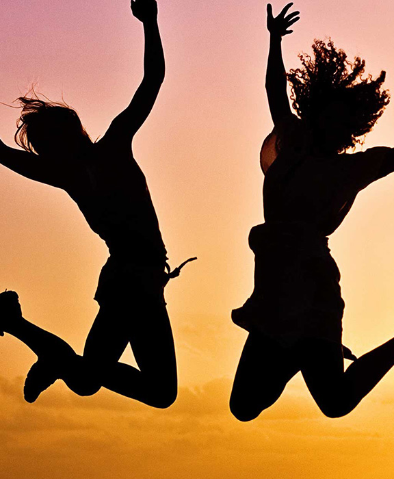 Reisen & Urlaub für junge  Leute 2024 / 2025 günstig buchen